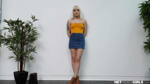 Net Video Girls: Shy Blonde With Great Body – Naomi