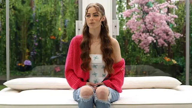 Net Girl: Girl next door back for anal – Renee